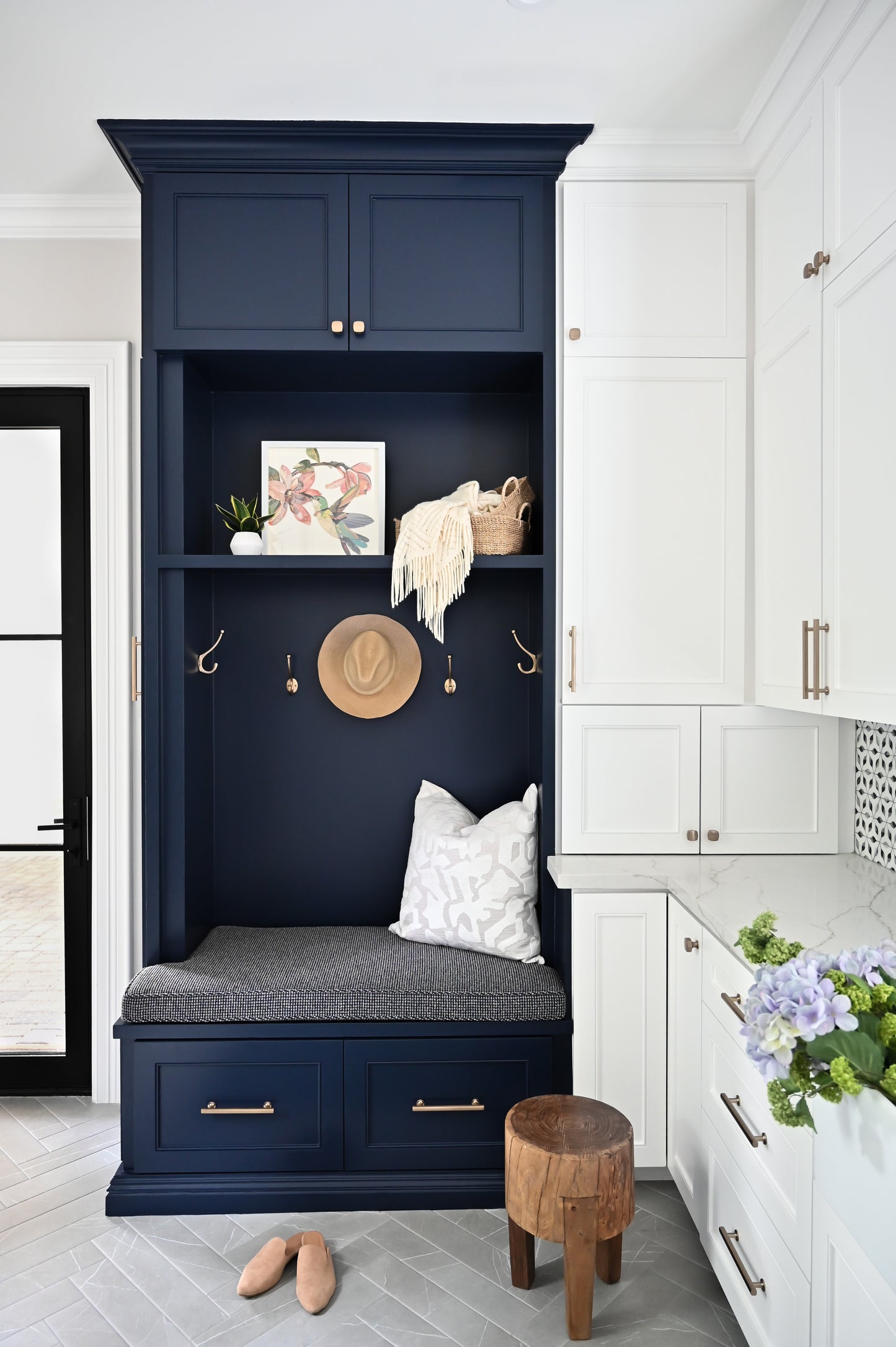 Set of 2 Abaca Baskets