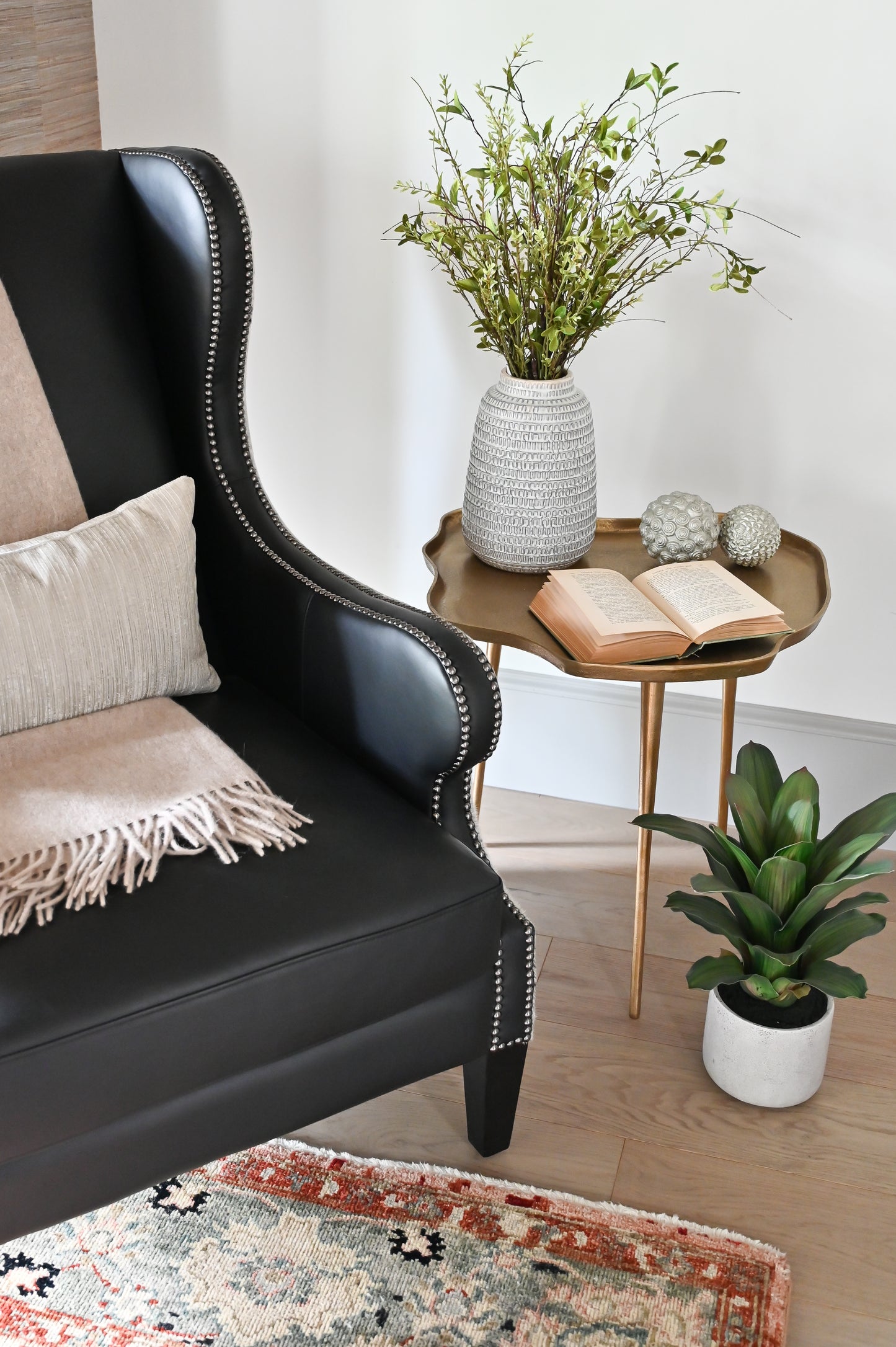 Silver Decorative Balls Set